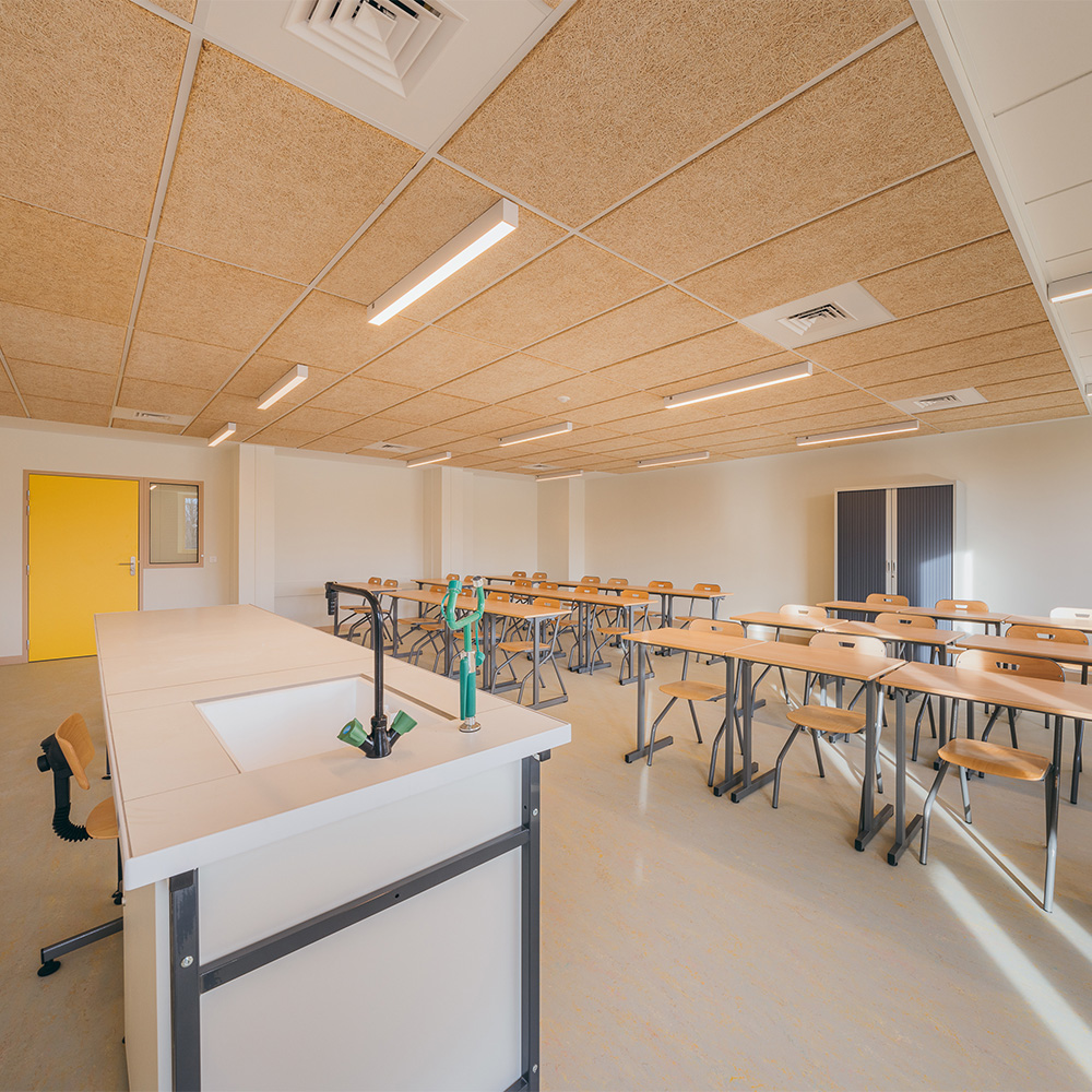 Salle de classe Collège Paul Eluard