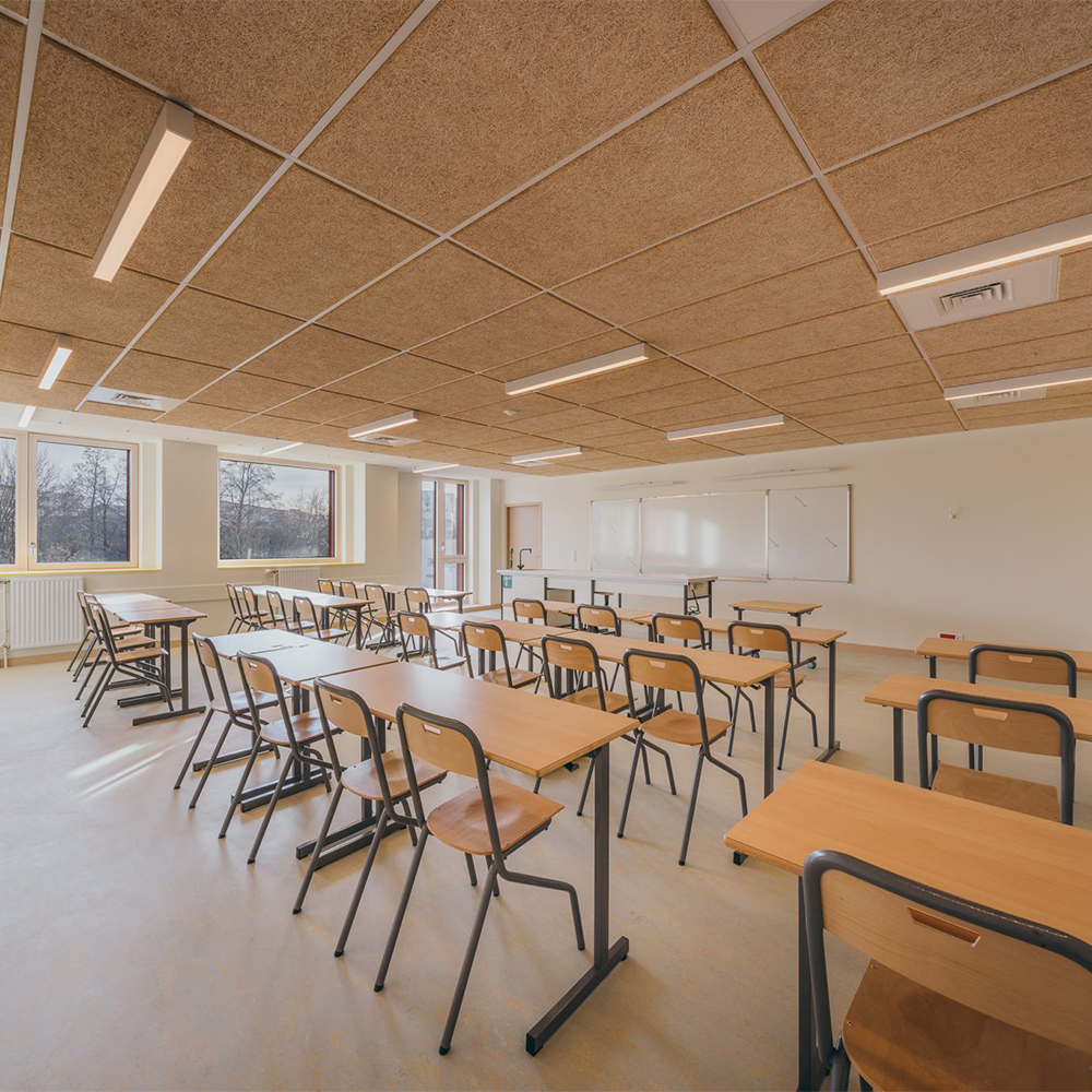 Salle de classe du collège Paul Eluard à Bonneuil-sur-Marne